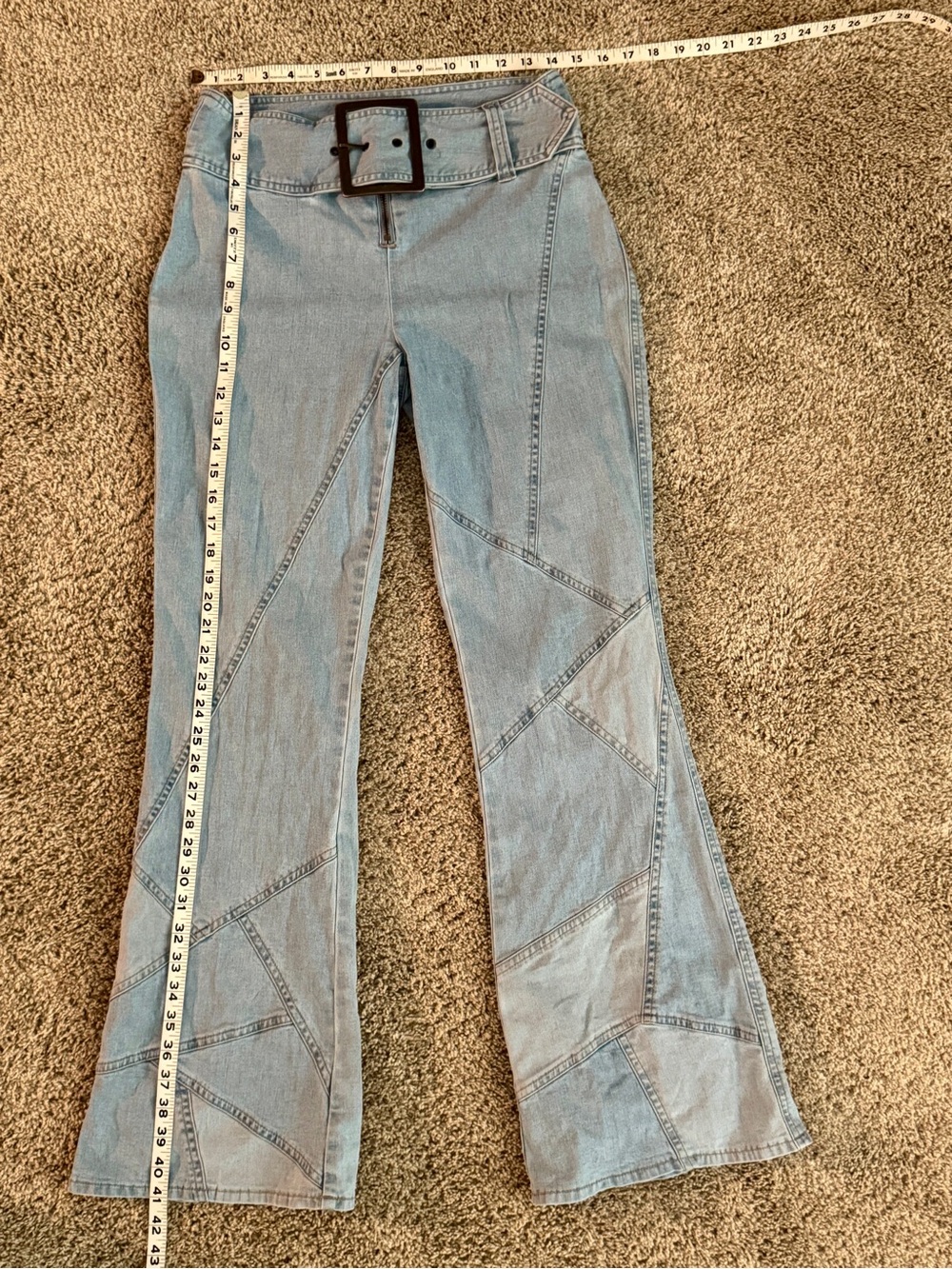 Newport News Jeanology Patchwork Light Blue Wash Flared Jeans w/Wide Belt, Sz 8 - Picture 6 of 9